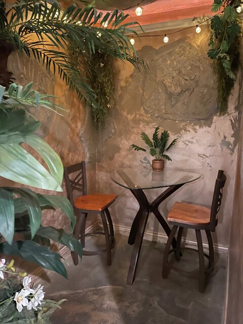 Image 7 for Maui Suite