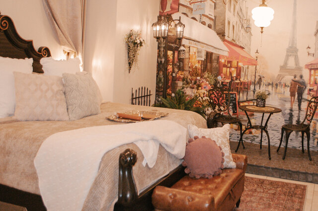 Image 1 for Paris Suite