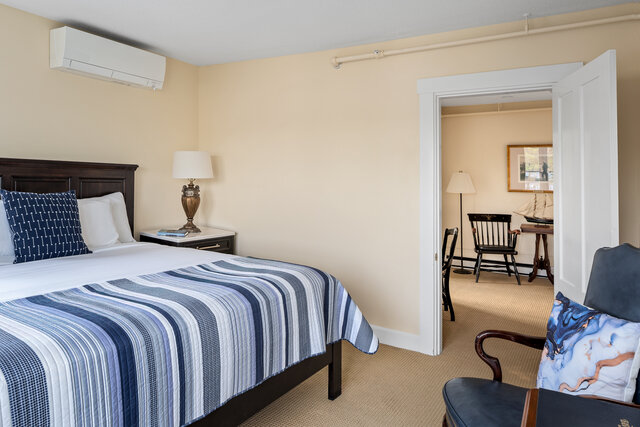 Suite 21 Bedroom