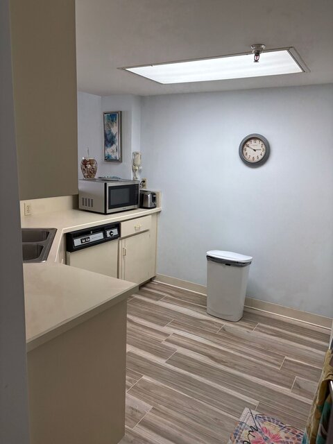 Image 12 for Beach Please