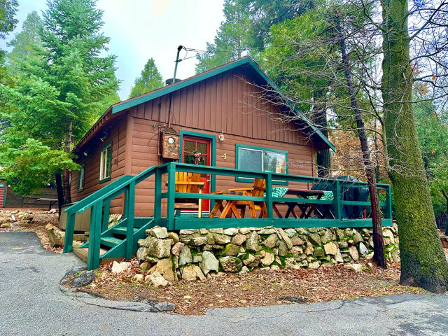 Image 1 for #4 ARROWHEAD OUTPOST (2 BR/6 max/no pets)
