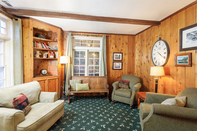 Image 7 for STRAWBERRY LODGE