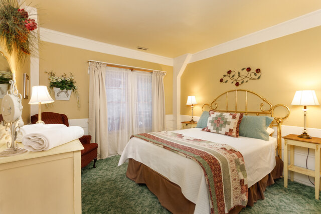 Image 16 for STRAWBERRY LODGE