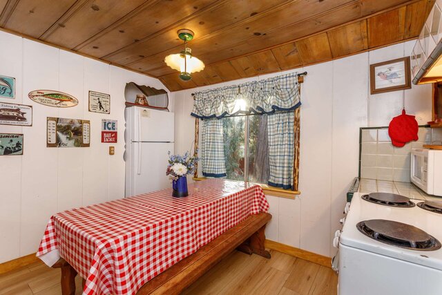 Image 8 for #12 FISHERMAN’S HIDEAWAY (2 BR/5 max)