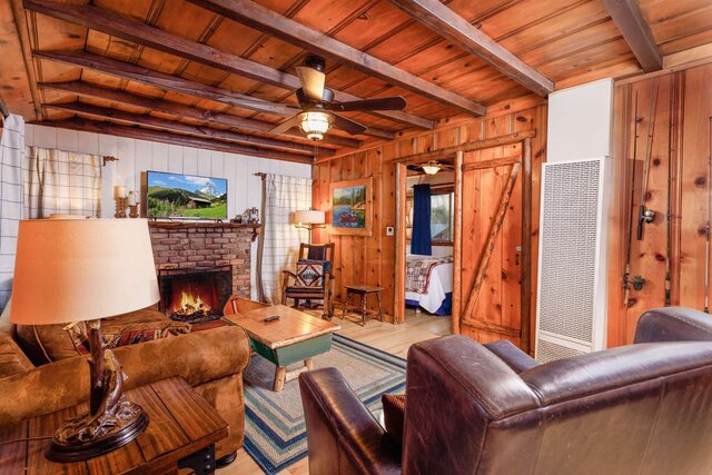 Image 2 for #12 FISHERMAN’S HIDEAWAY (2 BR/5 max)