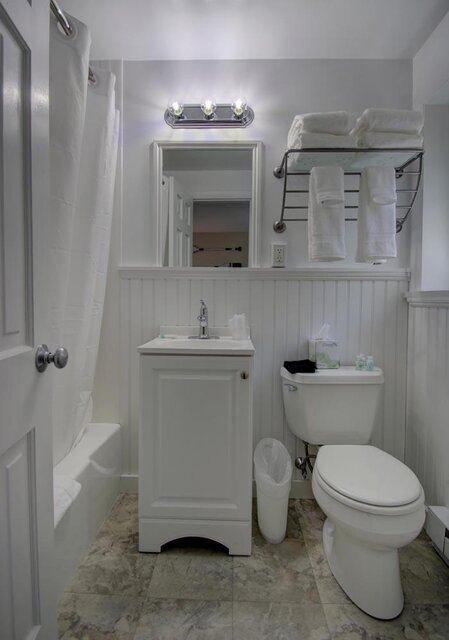 Image 4 for BV2) Beach View 2 Queens