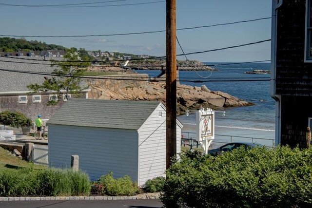 Image 4 for BV1) Beach View King