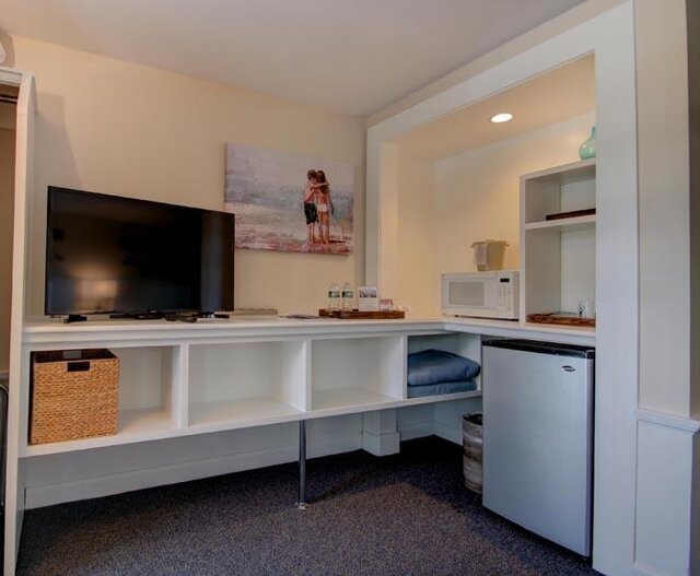 Image 3 for BV2) Beach View 2 Queens