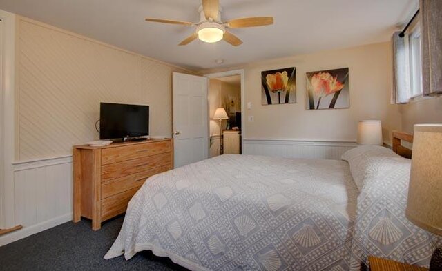 Image 6 for BV11) Beach View First Mate's Quarters