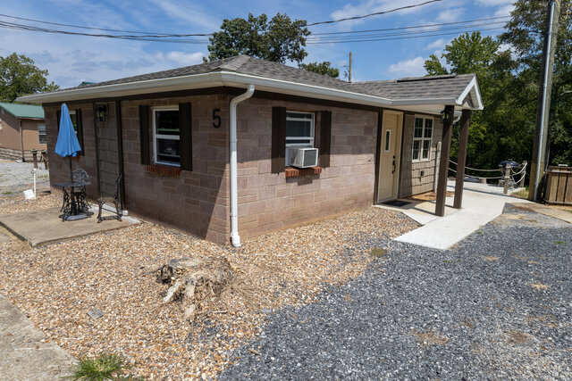 Image 1 for Cottage 5
