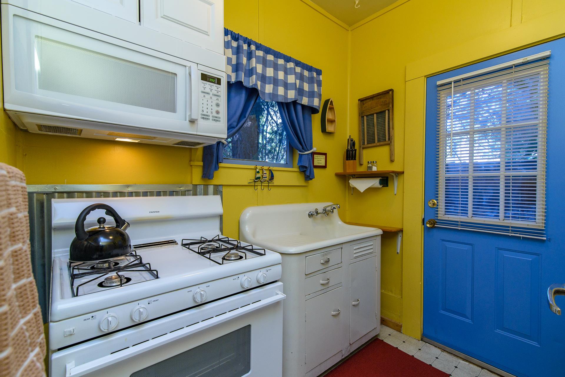 Tahoma Meadows Cottages in Lake Tahoe, California Boat House