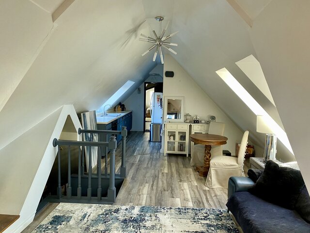 Image 2 for Sky View Apartment