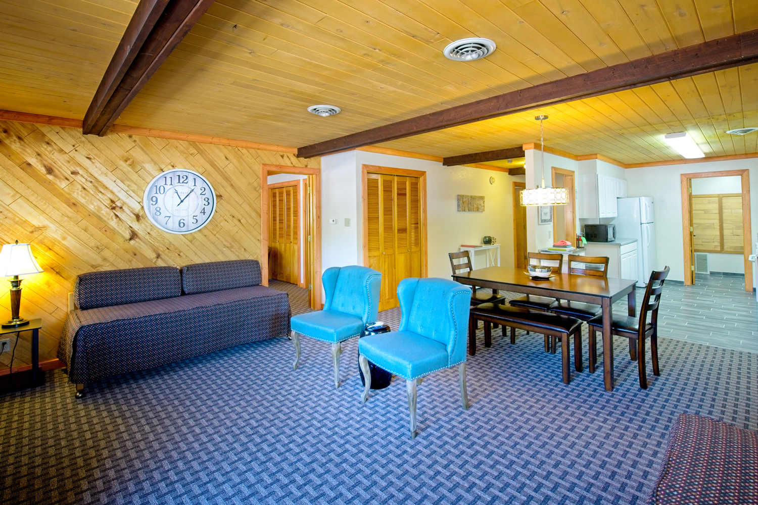 Cozy Red River, New Mexico Lodging Sitzmark Sports & Lodge