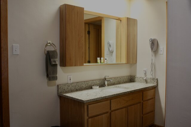 Image 6 for Room 403