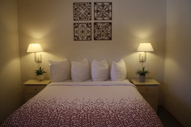 Image 1 for Room 401