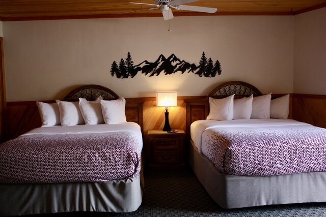 Image 1 for Room 403