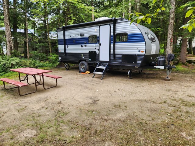 Image 1 for Wolf Pup 18TO (23 feet)