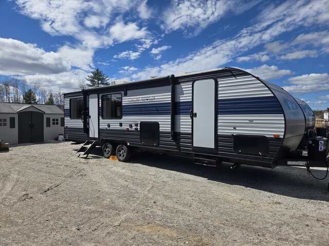 Image 1 for Grey Wolf 26MBRR (33 Feet)