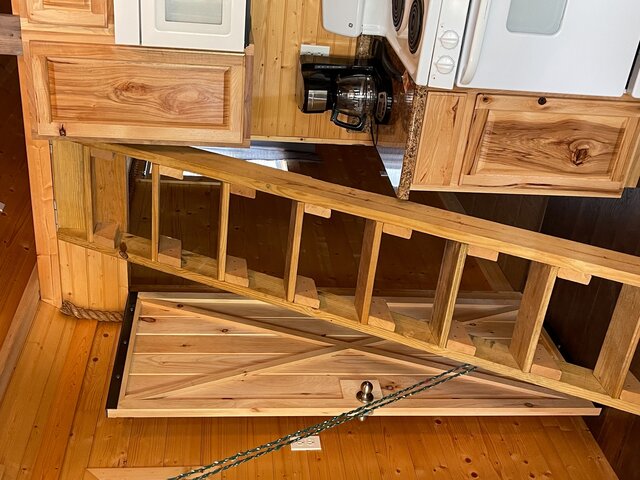 Image 6 for 06)   Cabin 6