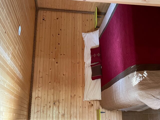 Image 5 for 06)   Cabin 6