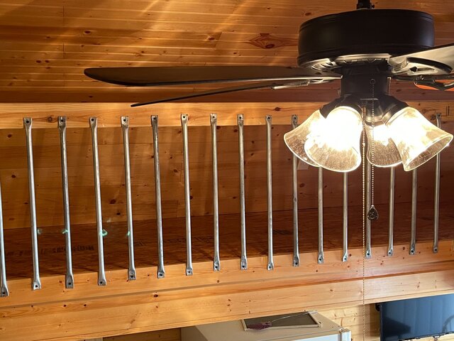 Image 7 for 06)   Cabin 6