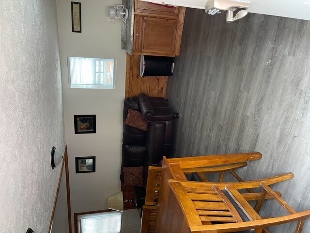 Image 4 for 10) Cabin 10