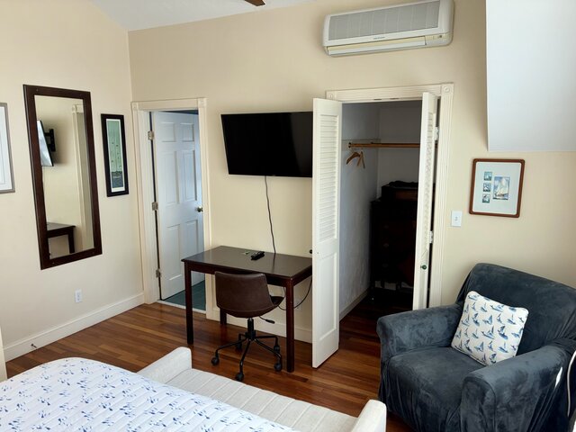 Image 2 for Room 5