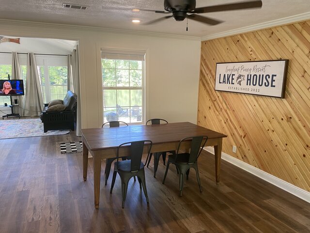 Image 15 for Lake House