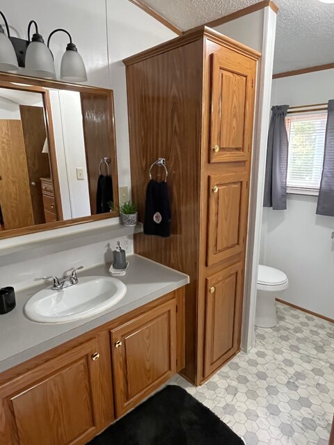 Image 10 for Whispering Acorn