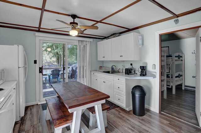 Image 4 for Emmazing Grace