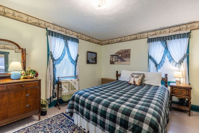 Image 19 for Maple Station