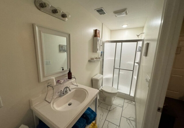 Image 2 for Baldur's Room (Queen Bed)