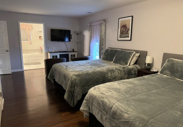 Image 1 for Freyja's Suite (2 Queen)