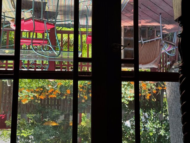 Image 11 for Green Room