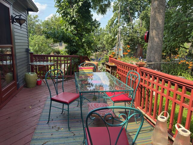 Image 8 for Green Room