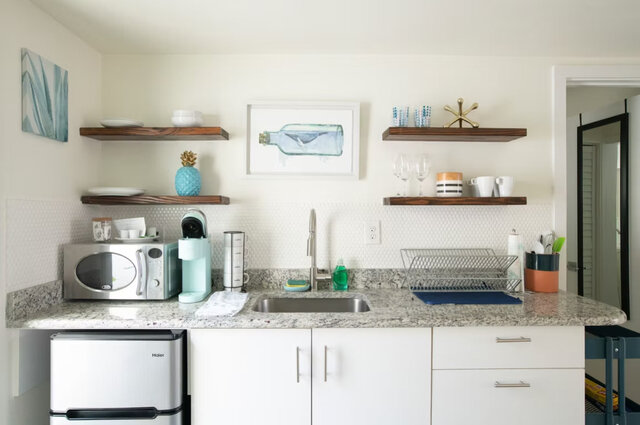 Image 11 for The Footloose Studio Apartment