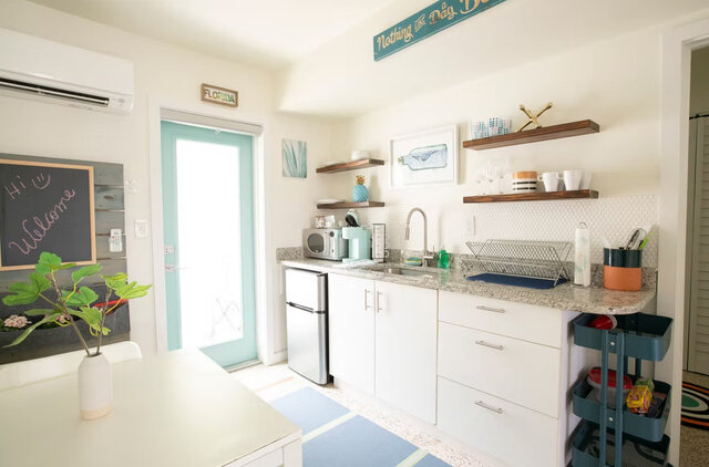 Image 2 for The Footloose Studio Apartment