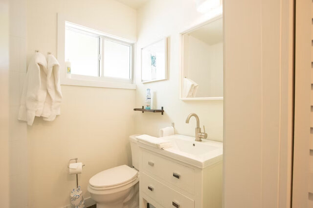 Image 4 for The Footloose Studio Apartment