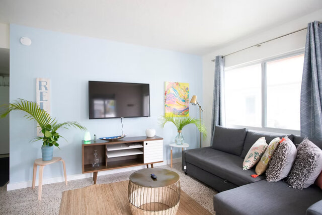 Image 17 for The Ocean Blue One Bedroom Apartment