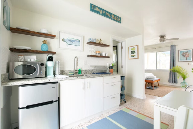 Image 10 for The Footloose Studio Apartment