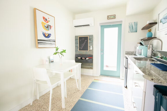 Image 16 for The Footloose Studio Apartment