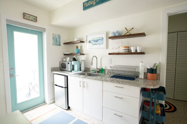 Image 19 for The Footloose Studio Apartment
