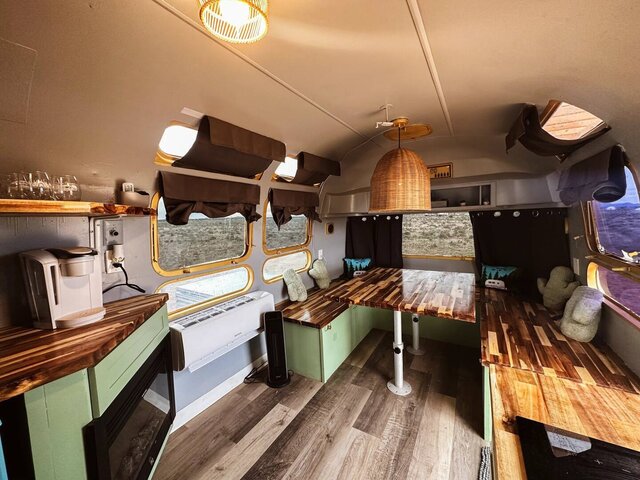 Image 4 for Grand Canyon Airstream A Desert Dwelling