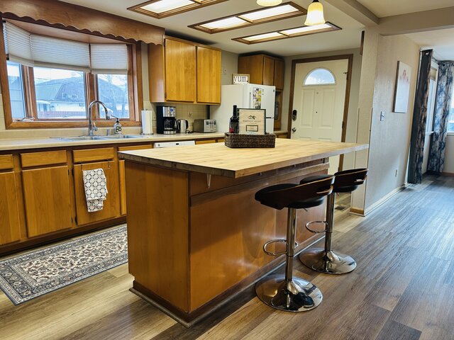 Image 4 for 24 Peaceful Furnished 4 Bedroom Home