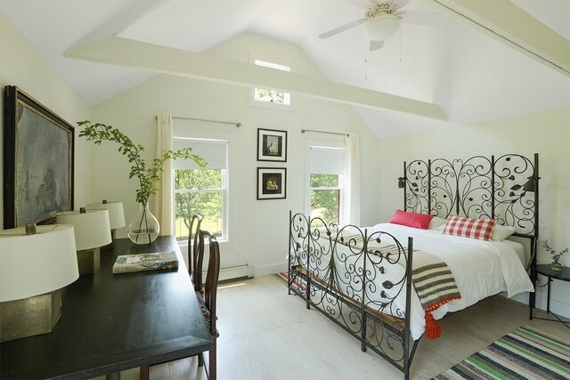 Image 2 for Artist Suite