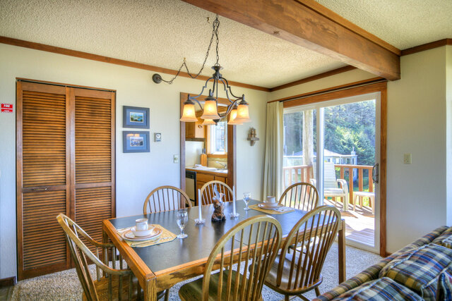 Image 8 for 101) 2 BR Suite, 1½ baths, no pets