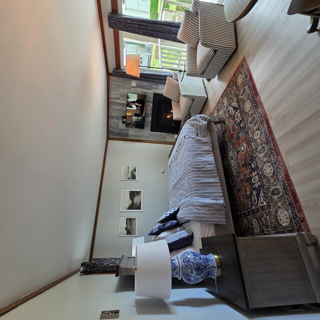 Image 2 for 106) Studio, full kitchen, Pet Friendly