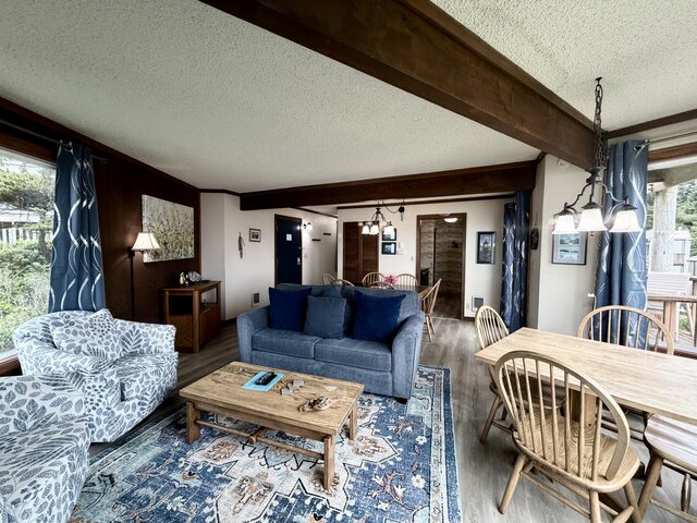 Image 4 for 101) 2 BR Suite, 1½ baths, no pets allowed