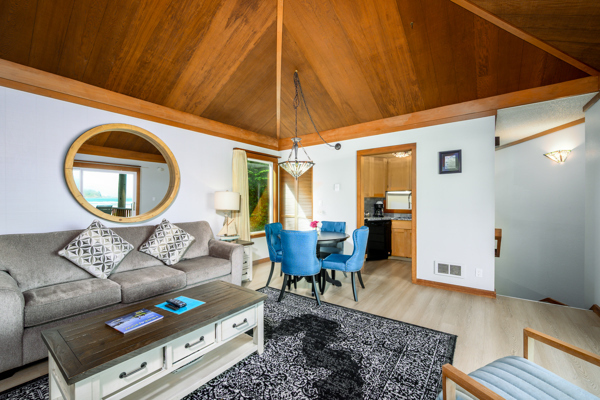 Image 4 for 130) 1BR Suite, 1 bath, no pets