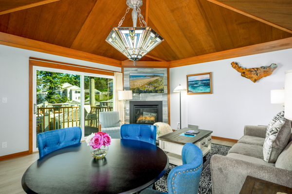 Image 2 for 130) 1BR Suite, 1 bath, no pets